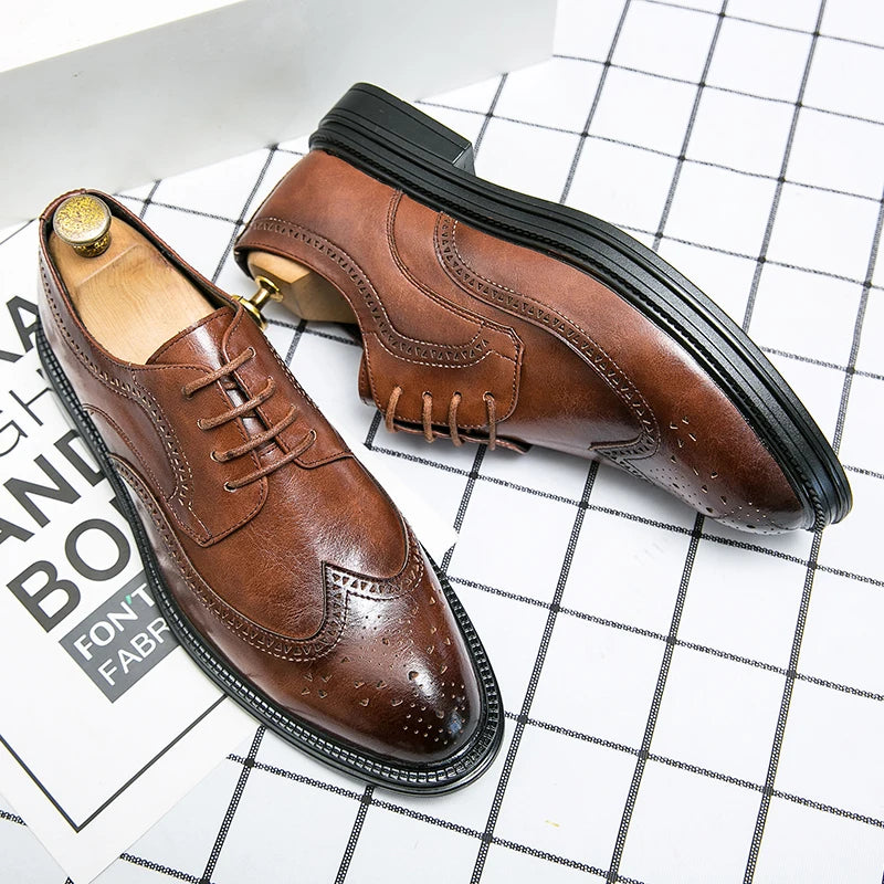 Luxury Lightweight Office Men Leather Shoes Classic Breathable Business Shoes Vacation Dating Dress Shoes Factory in Stock