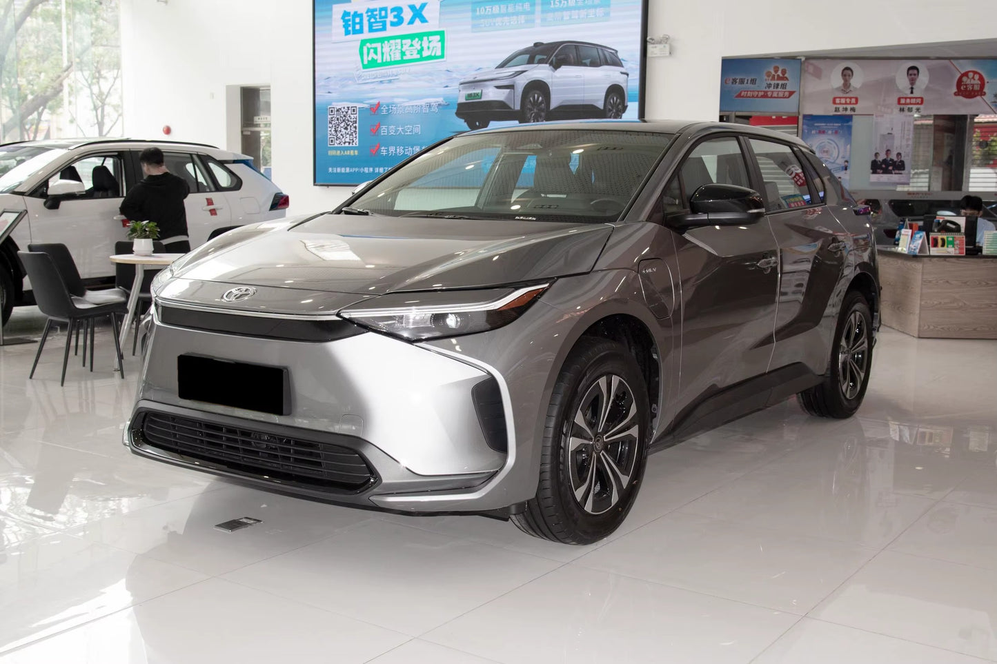 Yota 2025 204hp 160km/h 615kmCLTC Ev Suv Car Best Cheap Electric Car