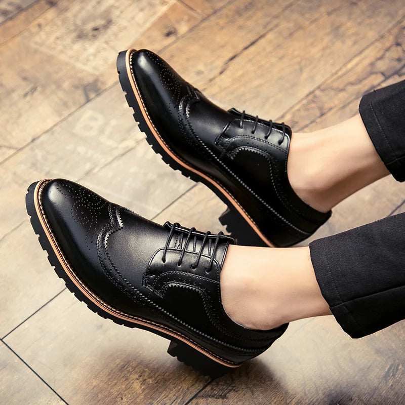 2024 Latest New Hot Sale Fashion All-match Men Leather Shoes Office Formal Shoes Mens Formal Wedding Dress Shoes for Gentleman