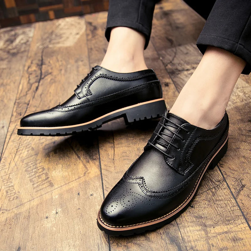2024 Latest New Hot Sale Fashion All-match Men Leather Shoes Office Formal Shoes Mens Formal Wedding Dress Shoes for Gentleman