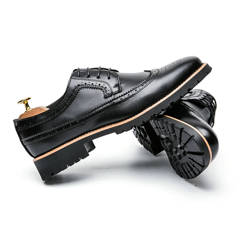 2024 Latest New Hot Sale Fashion All-match Men Leather Shoes Office Formal Shoes Mens Formal Wedding Dress Shoes for Gentleman