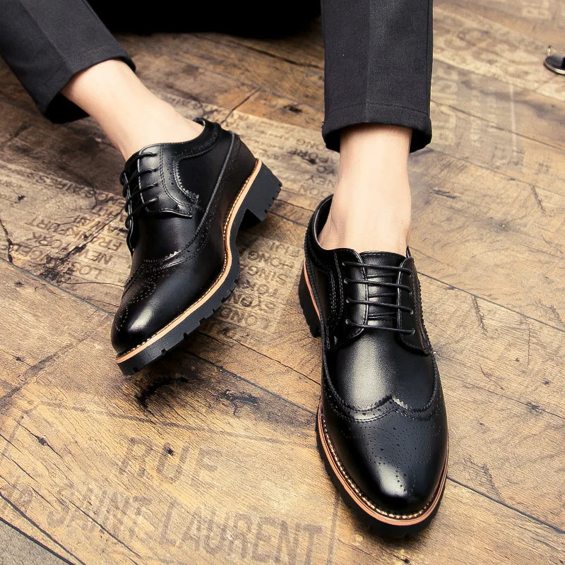 2024 Latest New Hot Sale Fashion All-match Men Leather Shoes Office Formal Shoes Mens Formal Wedding Dress Shoes for Gentleman