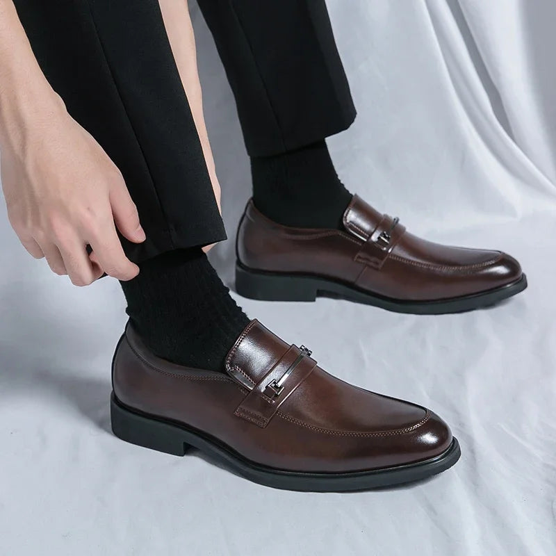 Men 2025 Fashion Loafers Shoes  New Comfy Mens Soft Sole Leather High Quality Style Men Business Thick Bottom Oxford Work Shoes