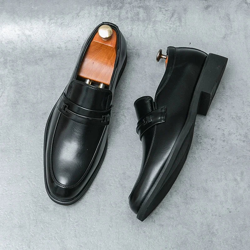 Men 2025 Fashion Loafers Shoes  New Comfy Mens Soft Sole Leather High Quality Style Men Business Thick Bottom Oxford Work Shoes