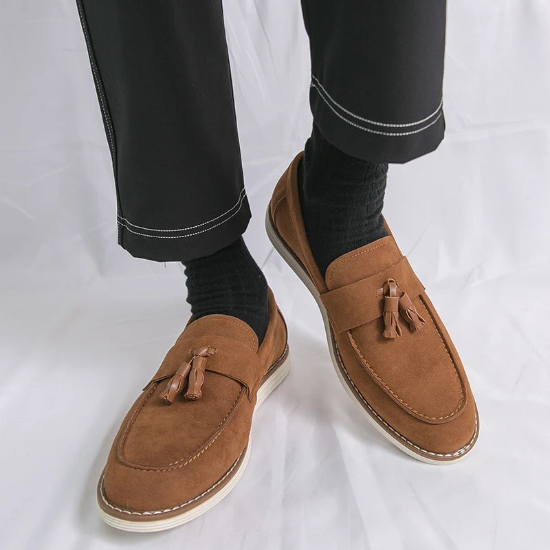 New Fashion Tassel Leather Men Shoes Slip On Loafers Classic Patchwork Suede Dress Shoes Man Daily Wedding Party Shoes for Man