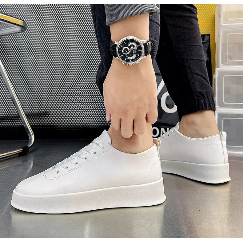 Spring/Summer Men's Shoes  New Style Feet Skateboard Small Black Lazy Shoes Casual Lightweight Sports Lace up Shoes