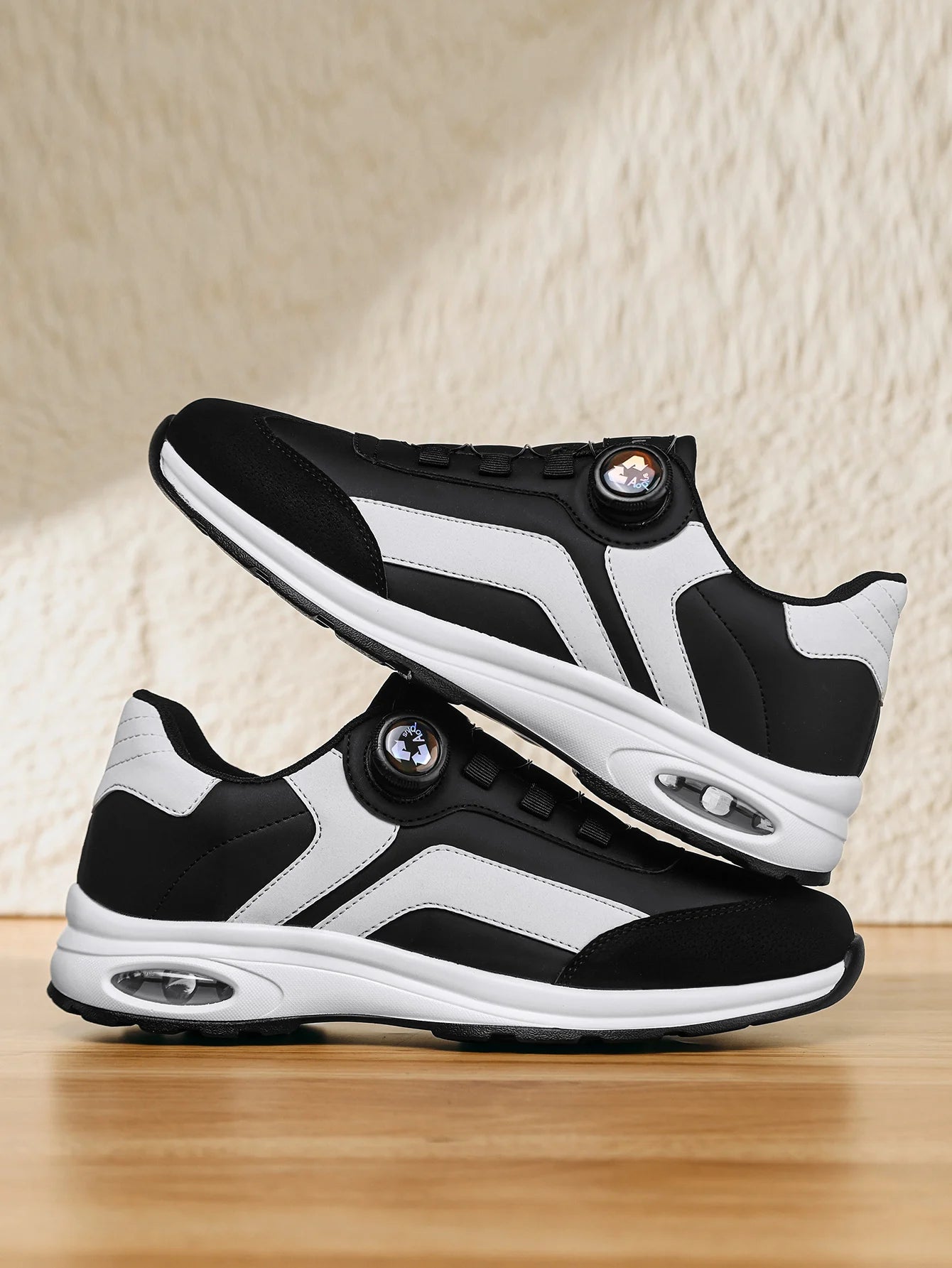 Fashionable Men's sport Casual shoes, lightweight Cycling shoes, Outdoor Walking shoes, Golf shoes, black and White Large size