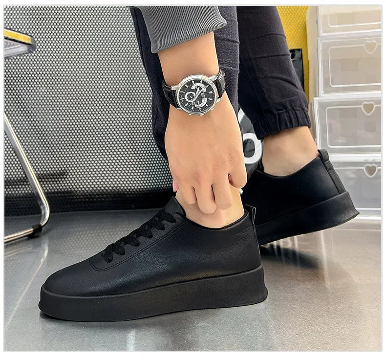 Spring/Summer Men's Shoes  New Style Feet Skateboard Small Black Lazy Shoes Casual Lightweight Sports Lace up Shoes