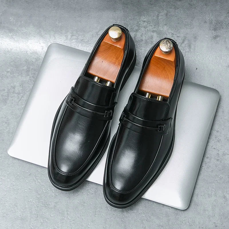 Men 2025 Fashion Loafers Shoes  New Comfy Mens Soft Sole Leather High Quality Style Men Business Thick Bottom Oxford Work Shoes