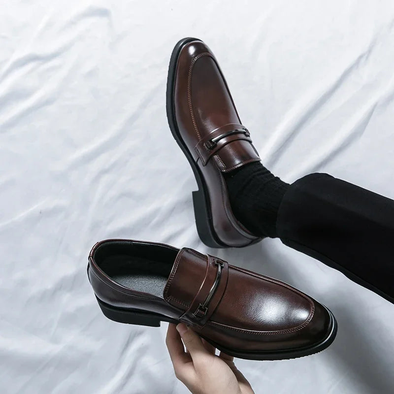 Men 2025 Fashion Loafers Shoes  New Comfy Mens Soft Sole Leather High Quality Style Men Business Thick Bottom Oxford Work Shoes