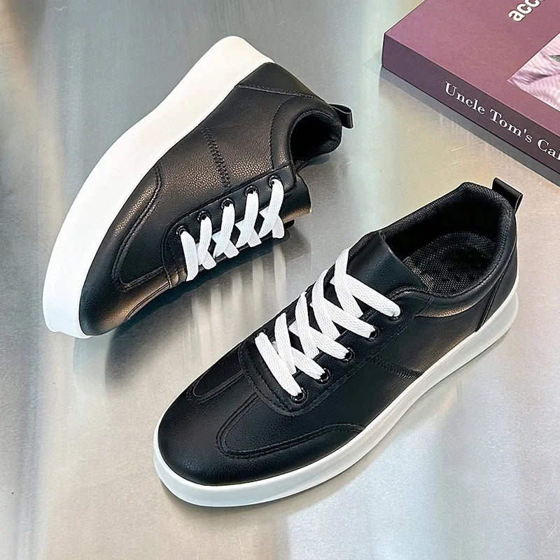 Spring/Summer Men's Shoes  New Style Feet Skateboard Small Black Lazy Shoes Casual Lightweight Sports Lace up Shoes