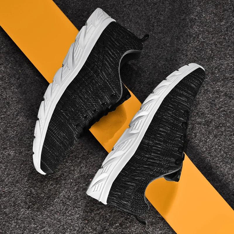 new men's spring and autumn large size breathable casual sports shoes designer flat comfortable lightweight men's shoes