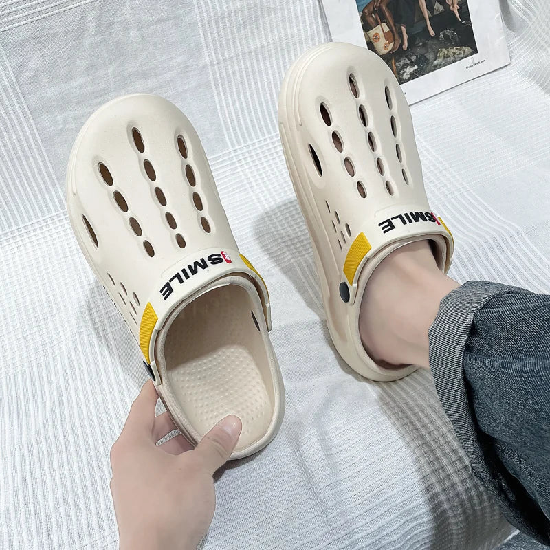 Fashion Men's Beach Sandals Outdoor Clogs Comfortable Indoor Slippers Men Casual Shoes Home Garden Shoes Mens Beach Slippers