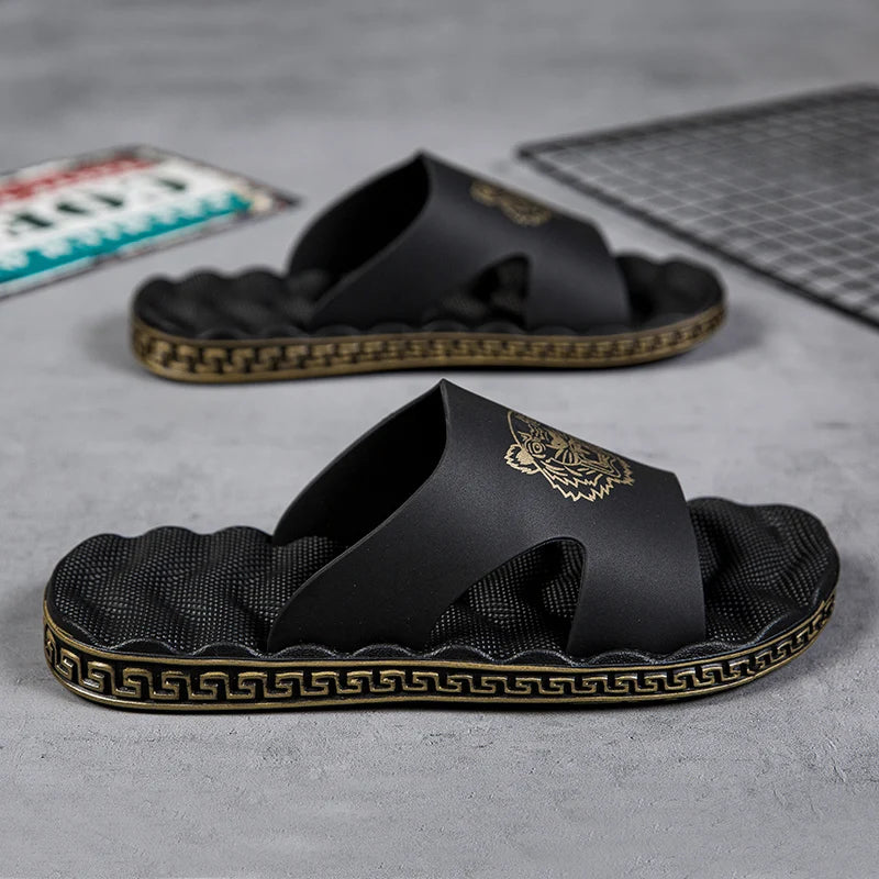 Summer Fashion EVA Men's Slippers Outdoor Lightweight Man Beach Shoes Soft Bottom Indoor Home Slippers Non-Slip Bathroom Slides