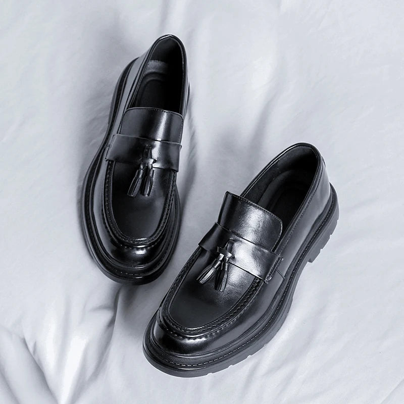 Brand Luxury Tassel Loafers Dress Shoes Men Shoes Black British Style Moccasin Thick Bottom Low Heel Business Formal Mens Shoes