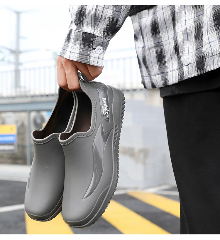 Menanti Slip and Waterproof Shoeskitchen Work Shoes,men's Labor Protection Shoes,rain Shoes,versatile for Wearing on The Outside