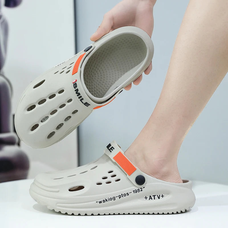 Fashion Men's Beach Sandals Outdoor Clogs Comfortable Indoor Slippers Men Casual Shoes Home Garden Shoes Mens Beach Slippers