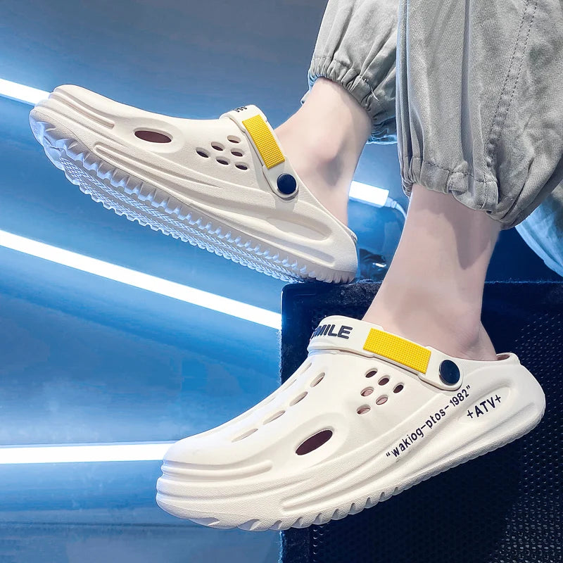 Fashion Men's Beach Sandals Outdoor Clogs Comfortable Indoor Slippers Men Casual Shoes Home Garden Shoes Mens Beach Slippers