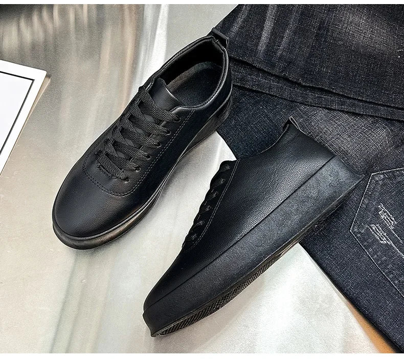 Spring/Summer Men's Shoes  New Style Feet Skateboard Small Black Lazy Shoes Casual Lightweight Sports Lace up Shoes