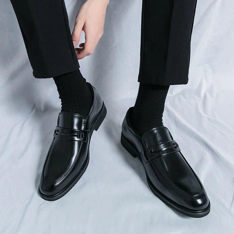 Men 2025 Fashion Loafers Shoes  New Comfy Mens Soft Sole Leather High Quality Style Men Business Thick Bottom Oxford Work Shoes