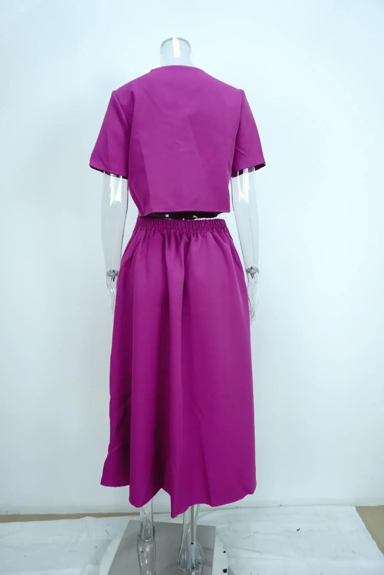 Elegant Solid Color Short Sleeve Women's Set Spring Lazy Style Fashionable Casual Skirt And Top Ensemble from Mainland China