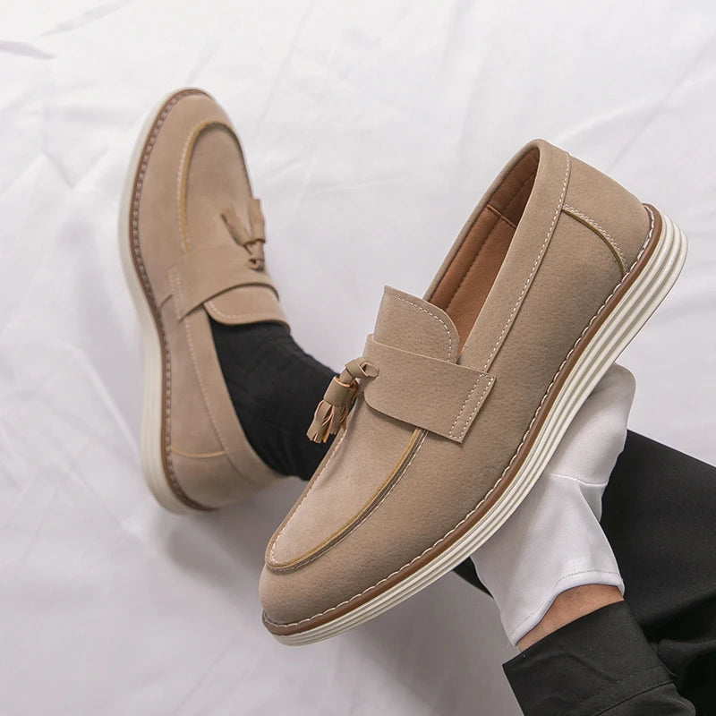 New Fashion Tassel Leather Men Shoes Slip On Loafers Classic Patchwork Suede Dress Shoes Man Daily Wedding Party Shoes for Man