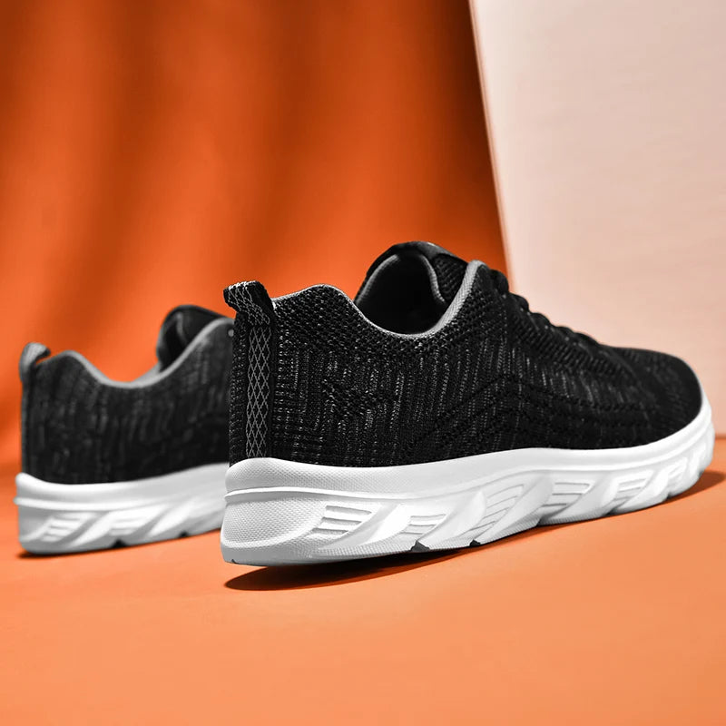 new men's spring and autumn large size breathable casual sports shoes designer flat comfortable lightweight men's shoes
