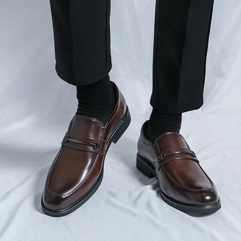 Men 2025 Fashion Loafers Shoes  New Comfy Mens Soft Sole Leather High Quality Style Men Business Thick Bottom Oxford Work Shoes