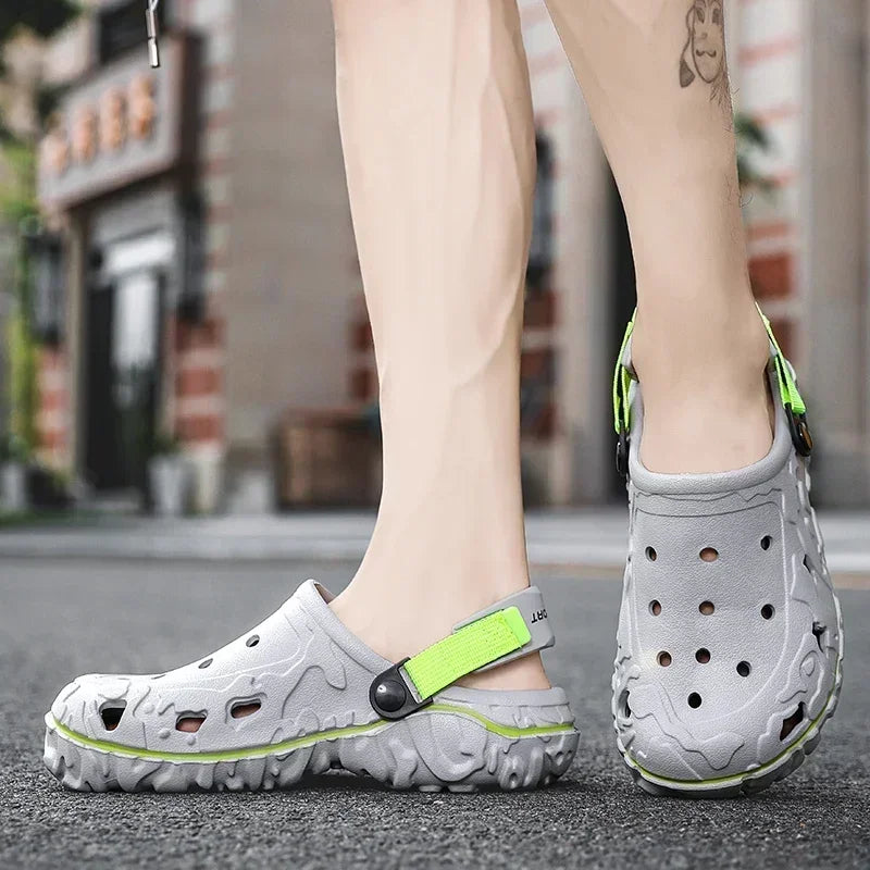 Big Size 47 Summer Men Slippers Fashion Outdoor Garden Clogs Men Hole Shoes Casual Shoes Water Shoes Comfort Home Soft Slippers