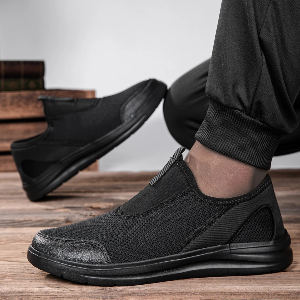 Summer Men's Shoes Mesh Sneakers Fashion Flying Woven Running Shoes Trendy Casual Ultra-Soft Ultra-Light Mesh Shoes