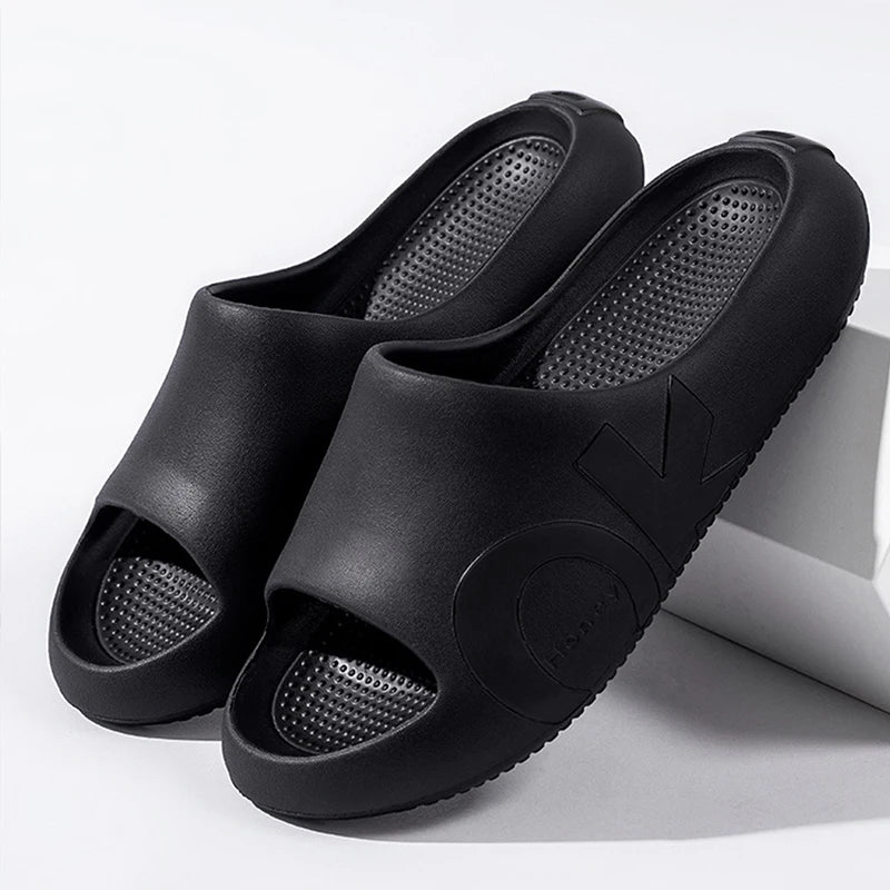 Men's sandals and slippers, printed with letters, casual and fashionable anti slip open toe thick sole slippers, suitable for in