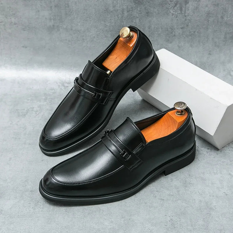 Men 2025 Fashion Loafers Shoes  New Comfy Mens Soft Sole Leather High Quality Style Men Business Thick Bottom Oxford Work Shoes