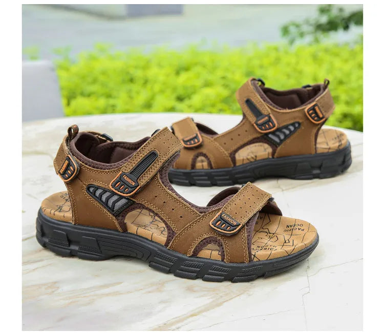 Designers Men's Sandals Luxury Genuine Leather Men's Sandals   High Quality Soft Casual Sandals for Men Beach Hiking Men's Shoes