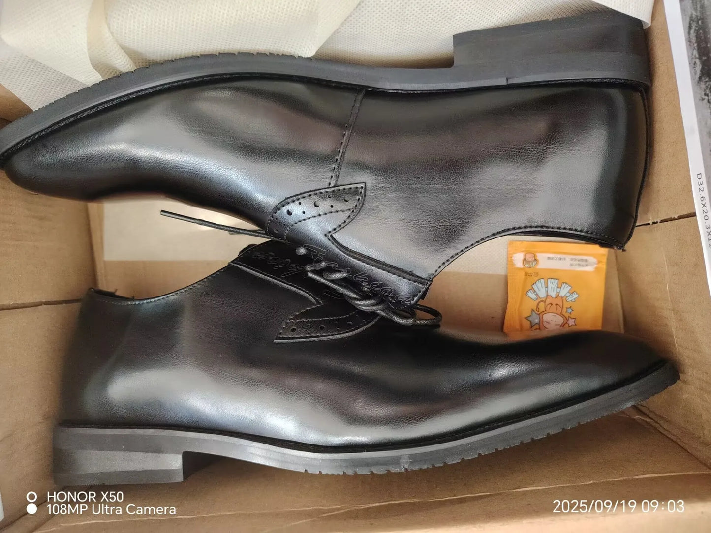 2025 New British Wedding Groom Men's Brock Business Pointed Leather  Formal Oxford Dress Shoes
