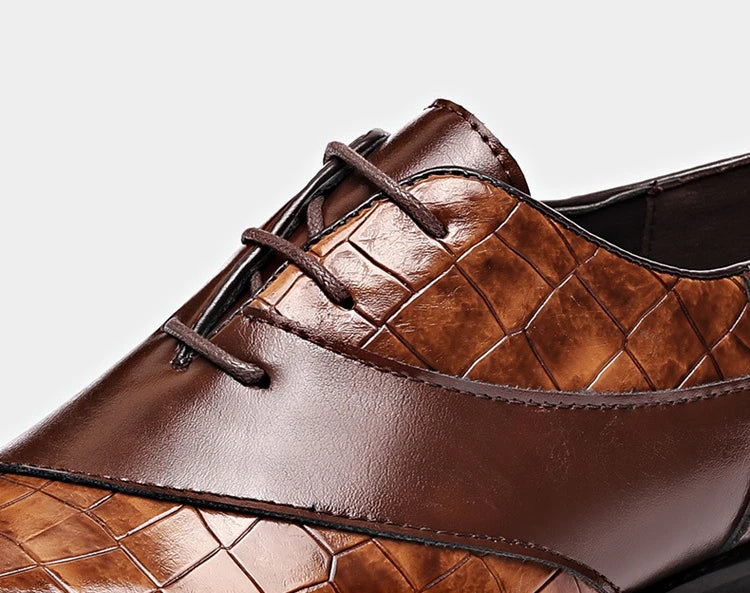 Designer Men's Dress Shoes Luxury Retro Oxford Shoes for Men Pointed Toe Lace-up Business Flats Brogue Wedding Party Shoes Male