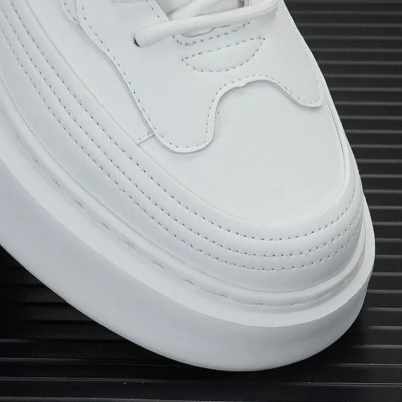 2025 Spring New Men Breathable White Soft Leather Shoes Korean Edition Campus Bread Shoes Fashion Casual Sports Running Sneakers