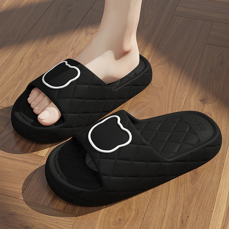 Thick Sole Summer Beach Slides Mens Bath Anti-Slip Slipper Large Size 49 Soft Sandals Fashion Women Flip-Flops Cartoon Bear Shoe