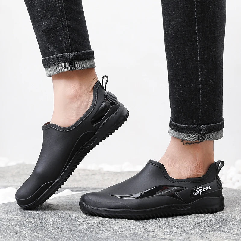 Menanti Slip and Waterproof Shoeskitchen Work Shoes,men's Labor Protection Shoes,rain Shoes,versatile for Wearing on The Outside