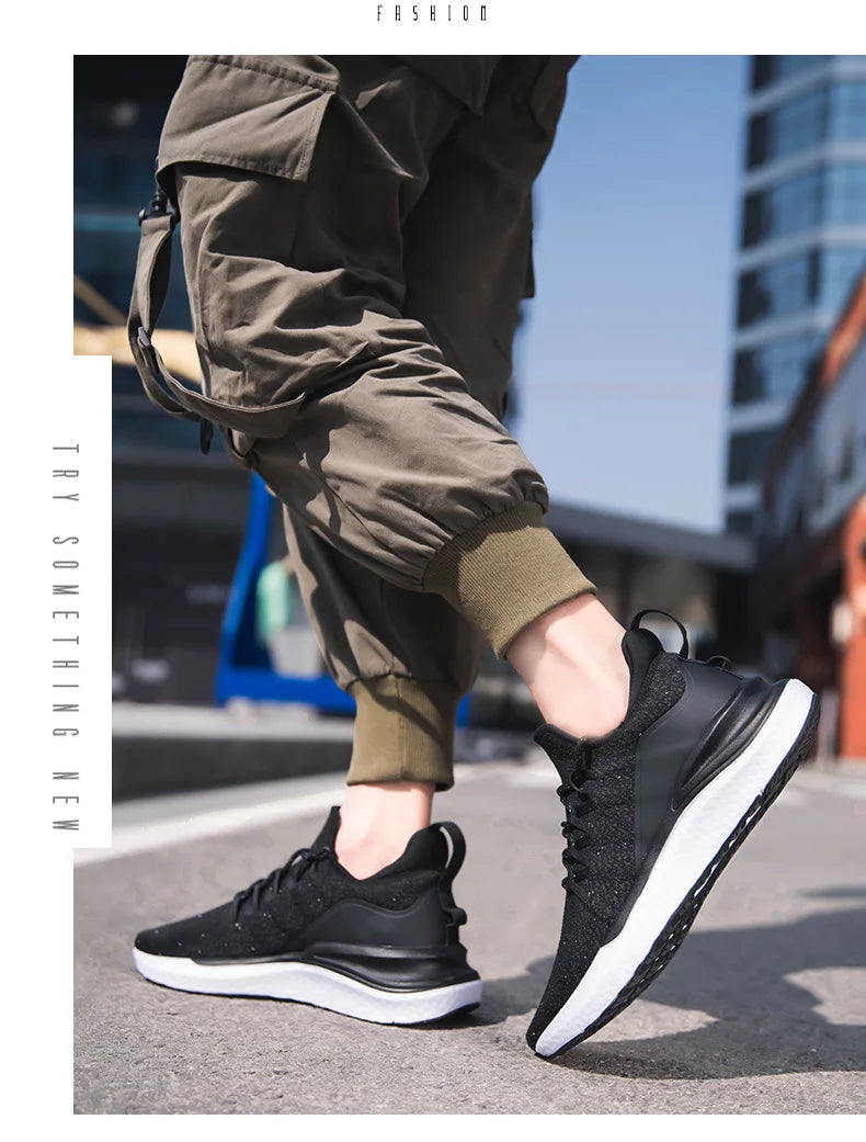 New Men's Fashion Lightweight Casual Shoes Flying Weave Breathable Running Shoes