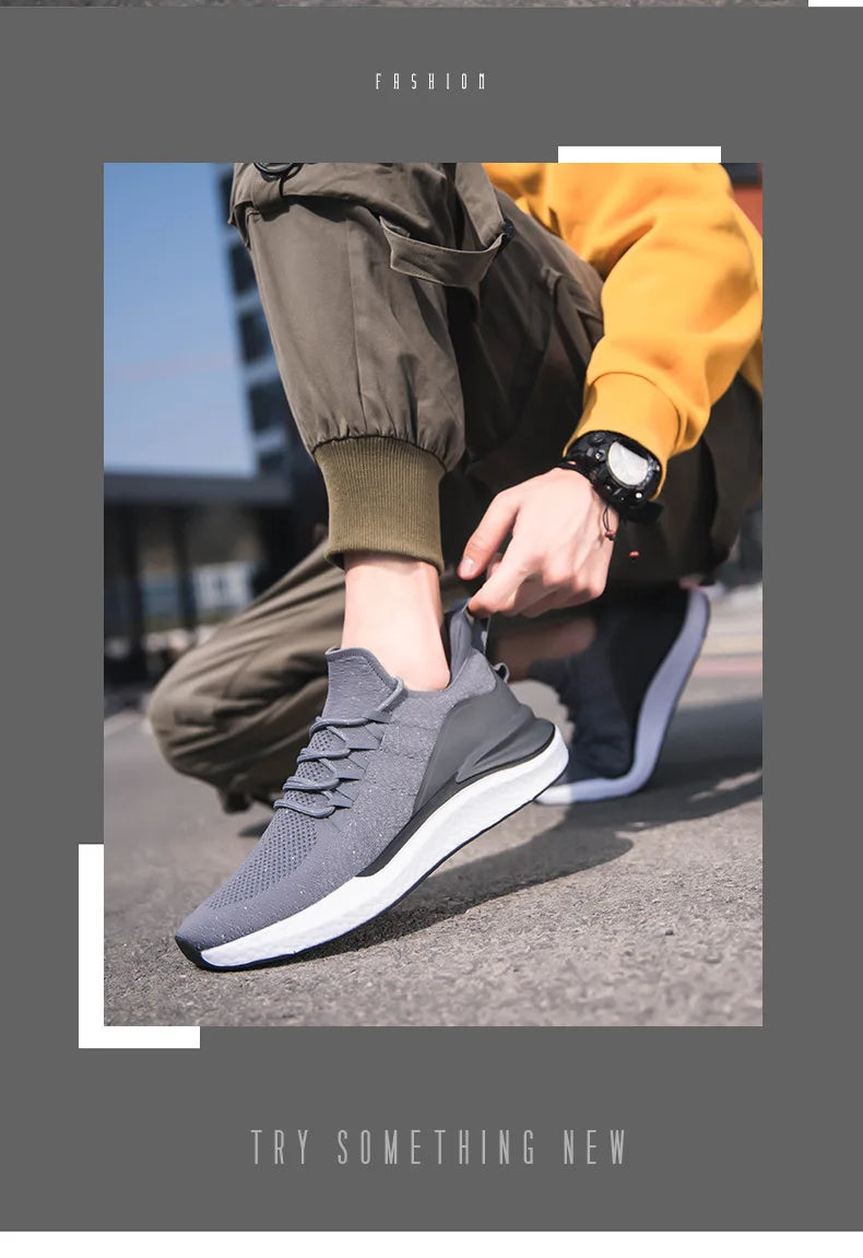New Men's Fashion Lightweight Casual Shoes Flying Weave Breathable Running Shoes