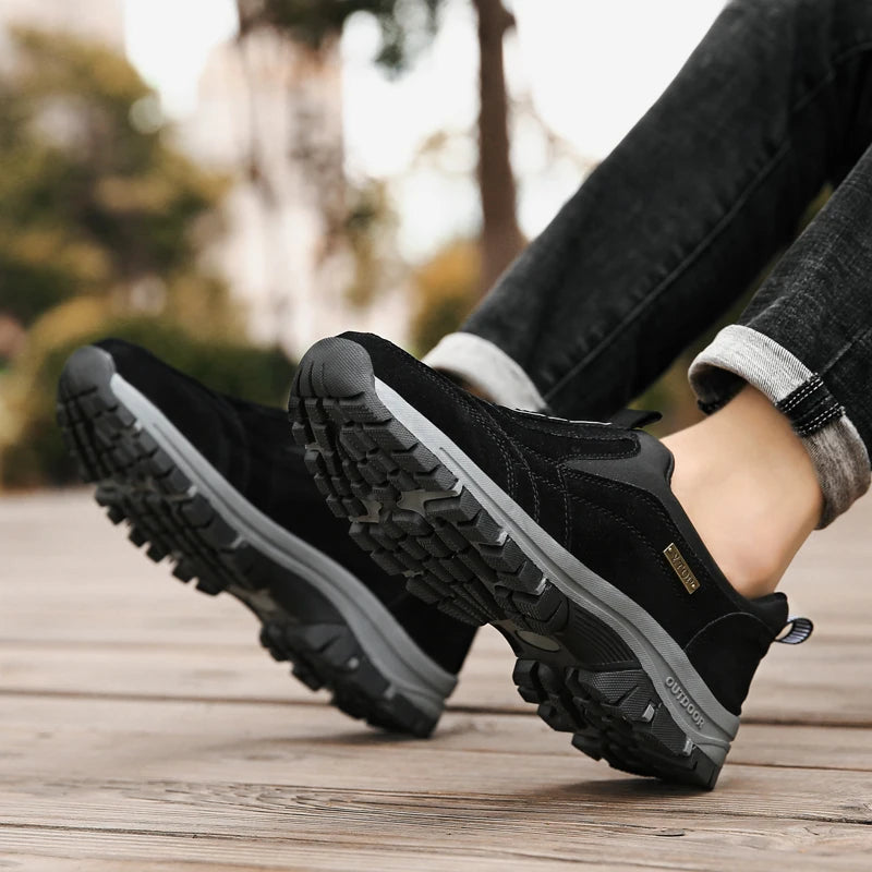 Outdoor Shoe Men Sneakers Sping Slip On Casual Men Shoes Breathable Suede Leather Shoe Anti-skid Walking Shoe Hot Sale Footwear