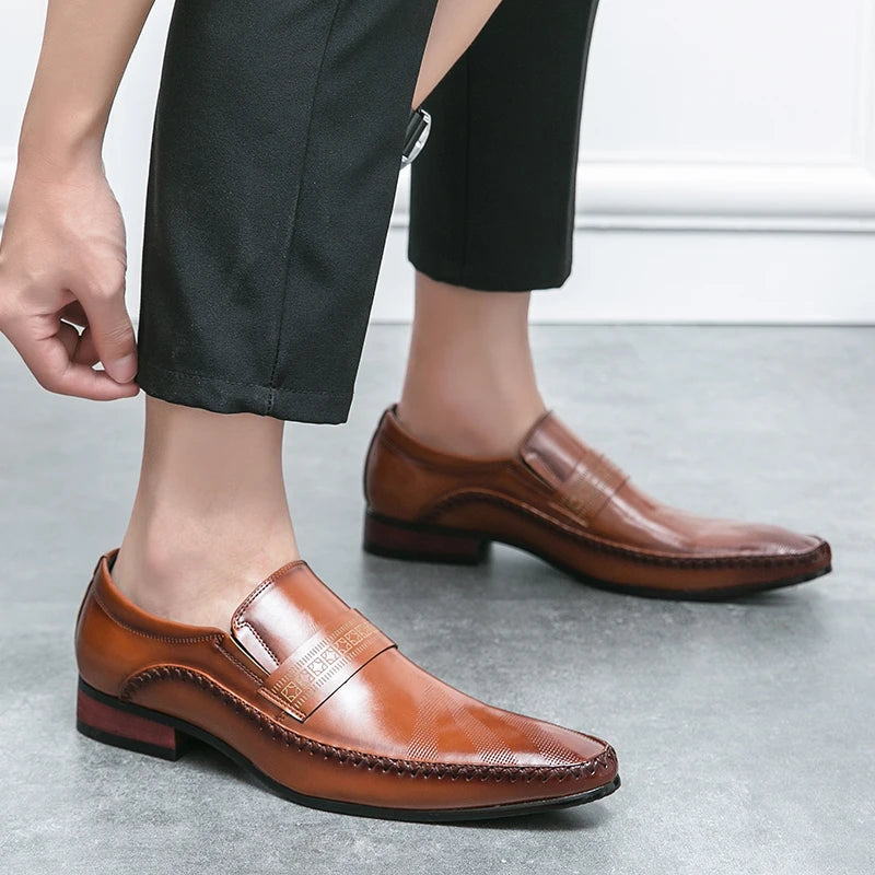 Retro Brown Leather Shoes Men Loafers Comfortable Flat Men's Dress Shoes High Quality Lightweight Business Formal Shoes For Men