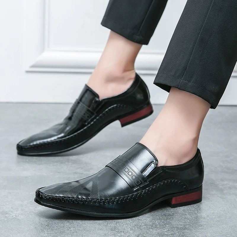 Retro Brown Leather Shoes Men Loafers Comfortable Flat Men's Dress Shoes High Quality Lightweight Business Formal Shoes For Men