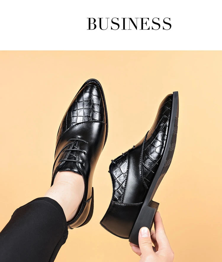 Designer Men's Dress Shoes Luxury Retro Oxford Shoes for Men Pointed Toe Lace-up Business Flats Brogue Wedding Party Shoes Male