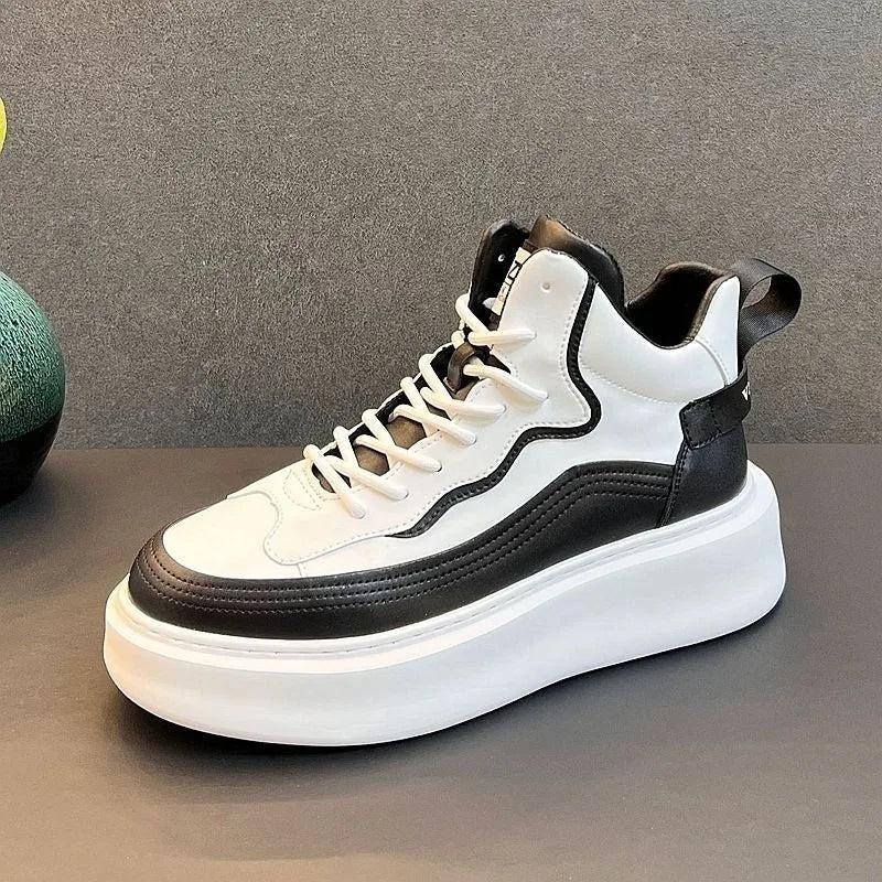 2025 Spring New Men Breathable White Soft Leather Shoes Korean Edition Campus Bread Shoes Fashion Casual Sports Running Sneakers