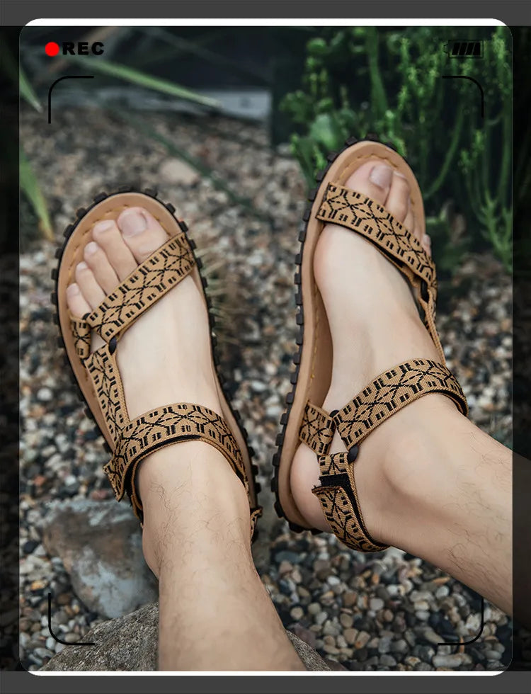 Men Fashion Sandals Simple Casual Summer Shoes Comfortable Sneakers Outdoor Beach Vacation Sandals Male Water Shoes
