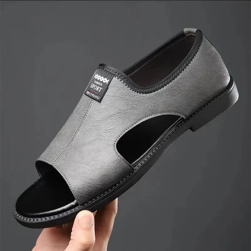 Summer Men's Breathable Slip-Ons Soft Sole Outdoor Fashionable Romans Versatile Casual Shoes Rubber Sole China Made