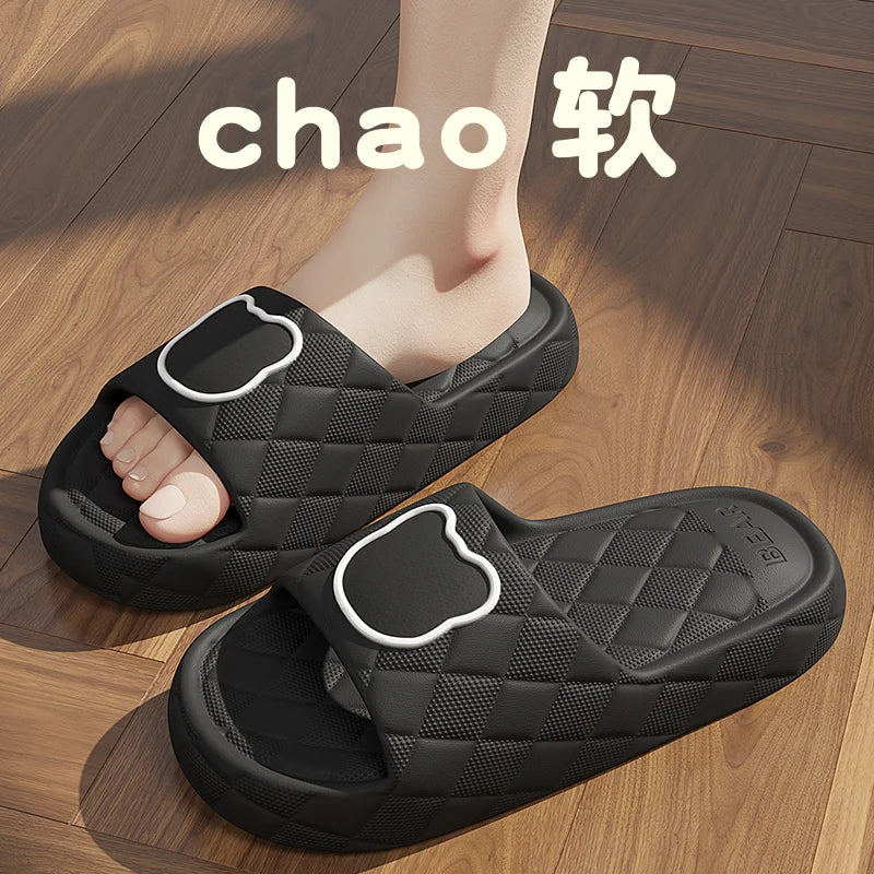 Thick Sole Summer Beach Slides Mens Bath Anti-Slip Slipper Large Size 49 Soft Sandals Fashion Women Flip-Flops Cartoon Bear Shoe