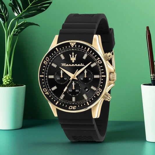 Original gold Maserati men's watch sports leisure luxury Shi Ying Europe and America large dial black silicone watch.