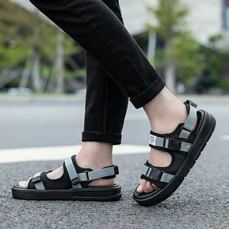 2024 Summer Men's Sandals Comfortable and Lightweight Hook Loop Men Roman Shoes Outdoor Non-Slip Beach Sandals Flip Flop Sandals